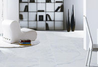 Glasig-glänzende Digital-super weiße Farbe Frost Polierporzellan-Wand-Fliesen-Carraras beständig